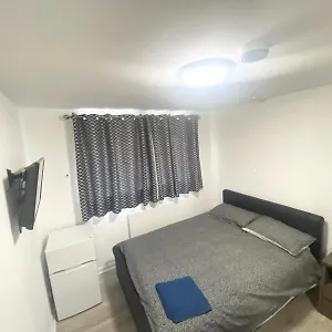  Lodge The Heathrow London Uk United Kingdom